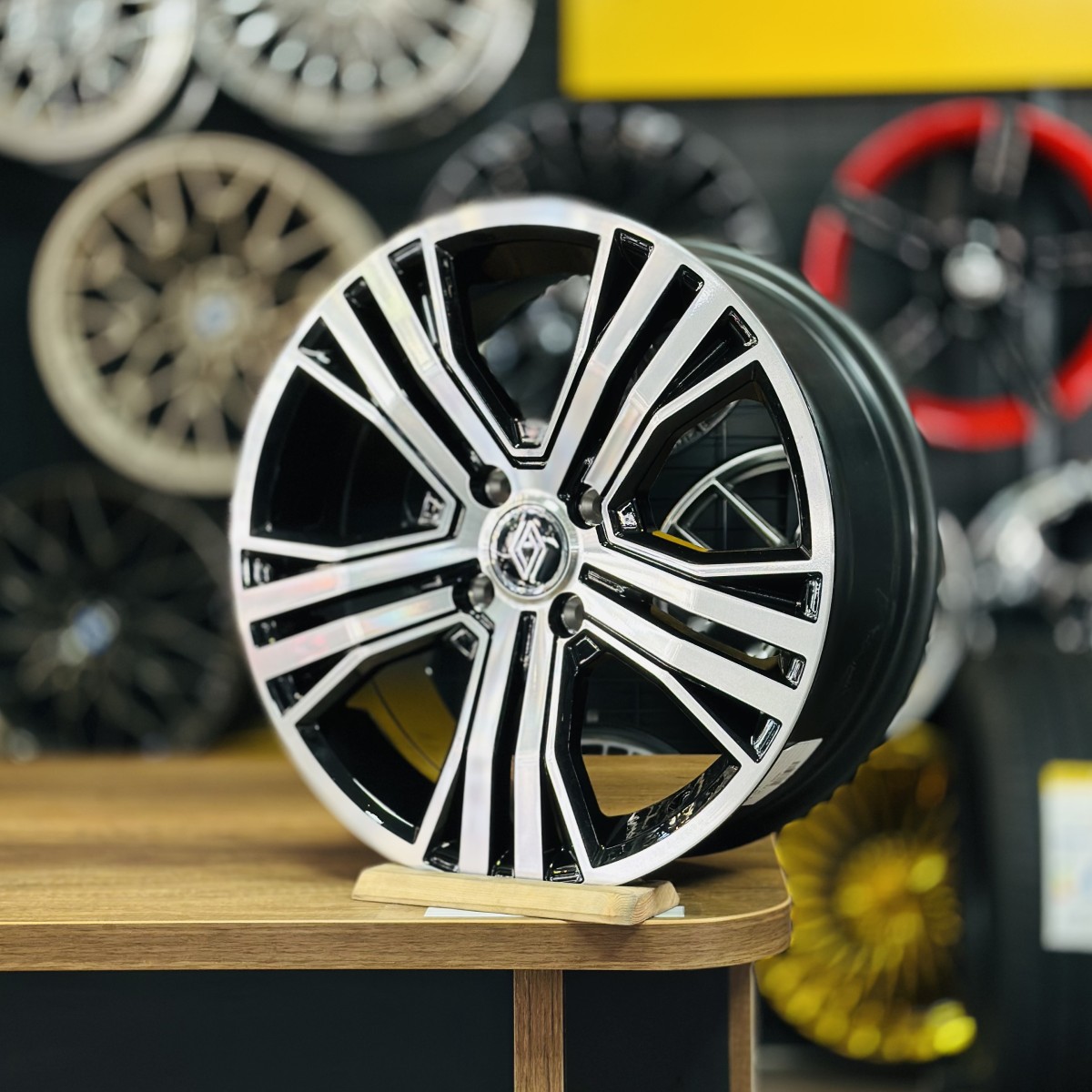 6.5 X 16 DY-1616 4X100 ET35 67.1 B/D XL