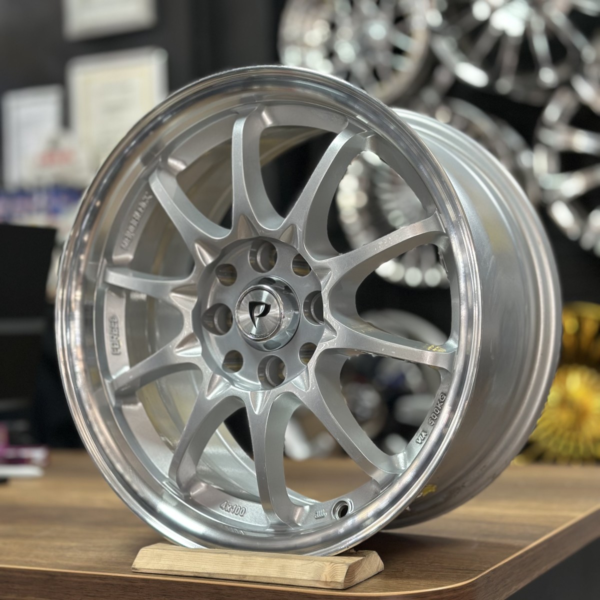 15" 7J 4x100 ET35 73.1 Gümüş Polisajlı Jant Takımı (4 Adet) POWCAN