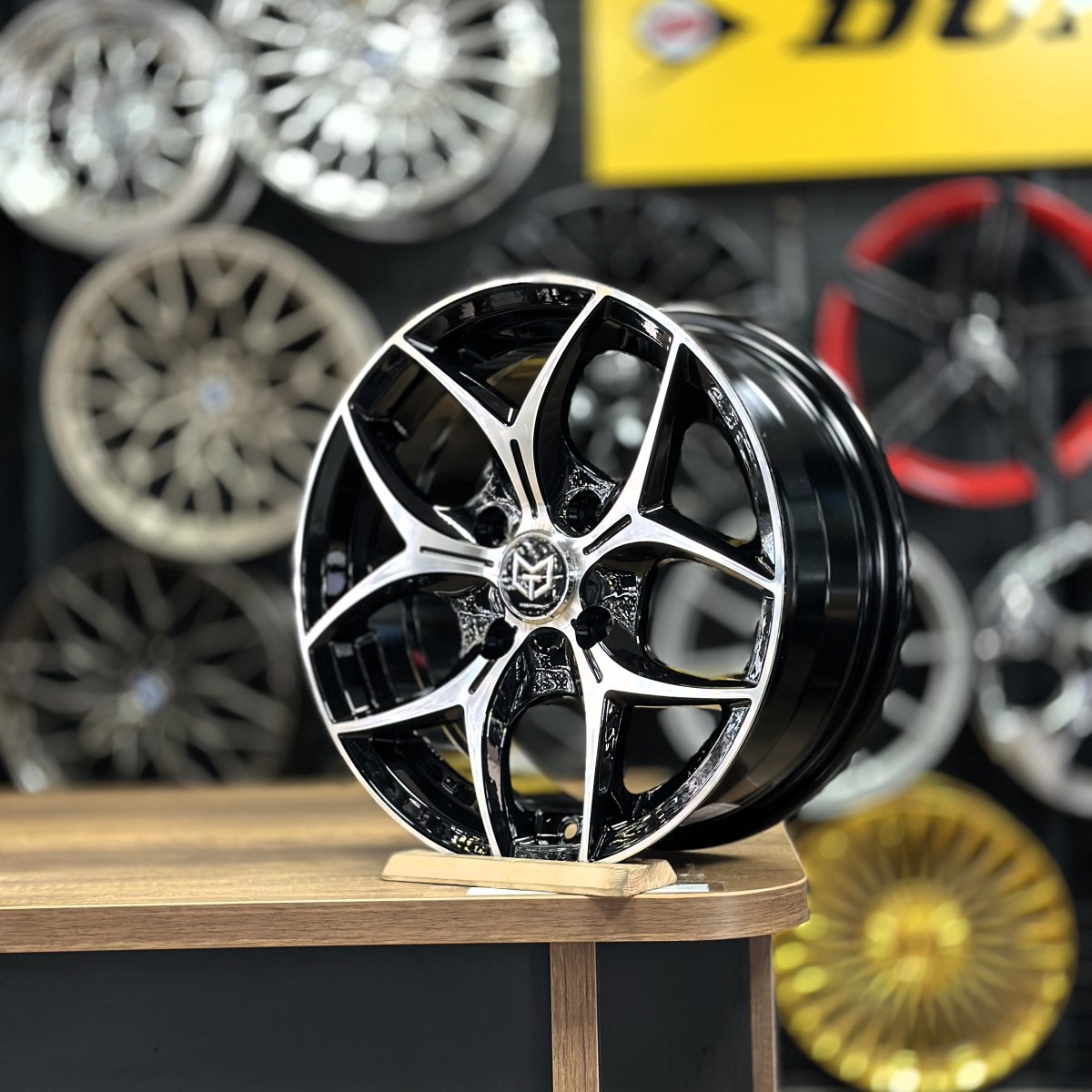 6.5 X 15 TORK-3206 4X114.3 ET33 73.1 BLACK MACHINED
