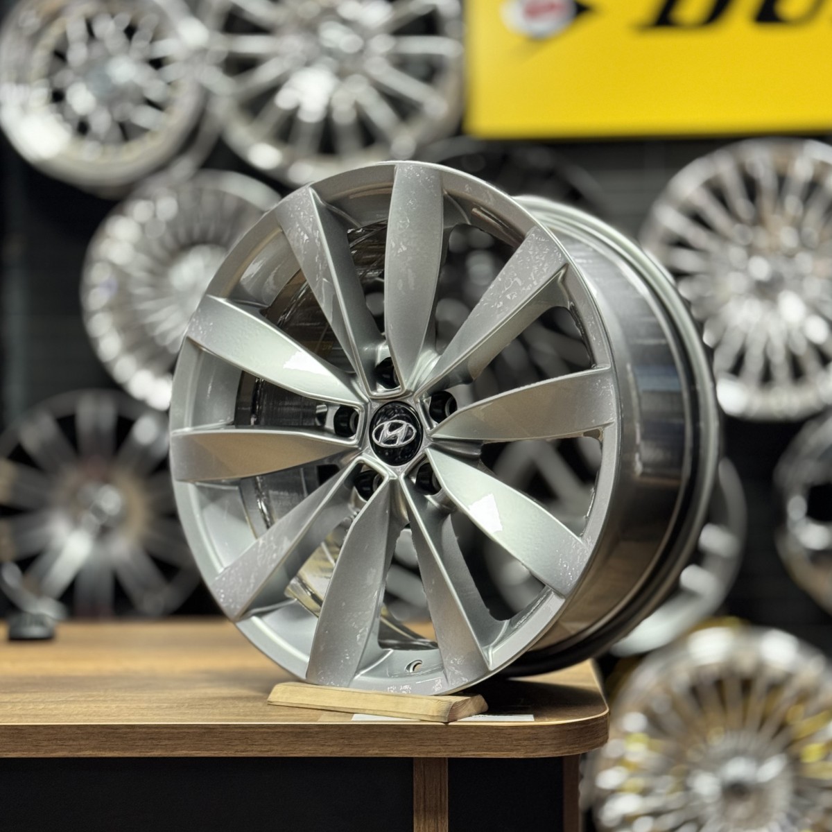 18" 8J 5x105 ET35 67.1 Hiper Siyah Jant Takımı (4 Adet) FD WHEELS