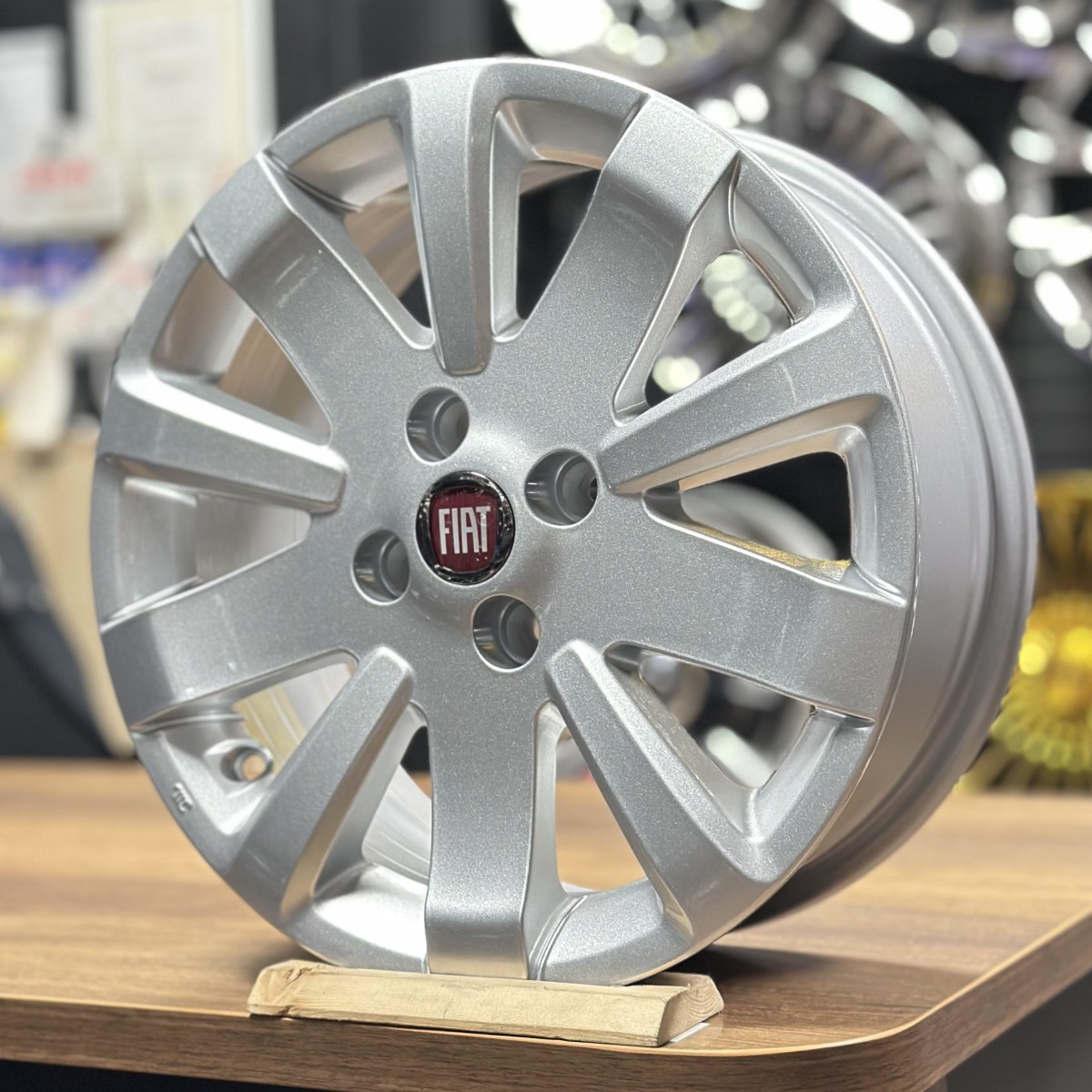 15" 4x98 ET44 58.1 Gümüş Jant Takımı (4 Adet) OPAR