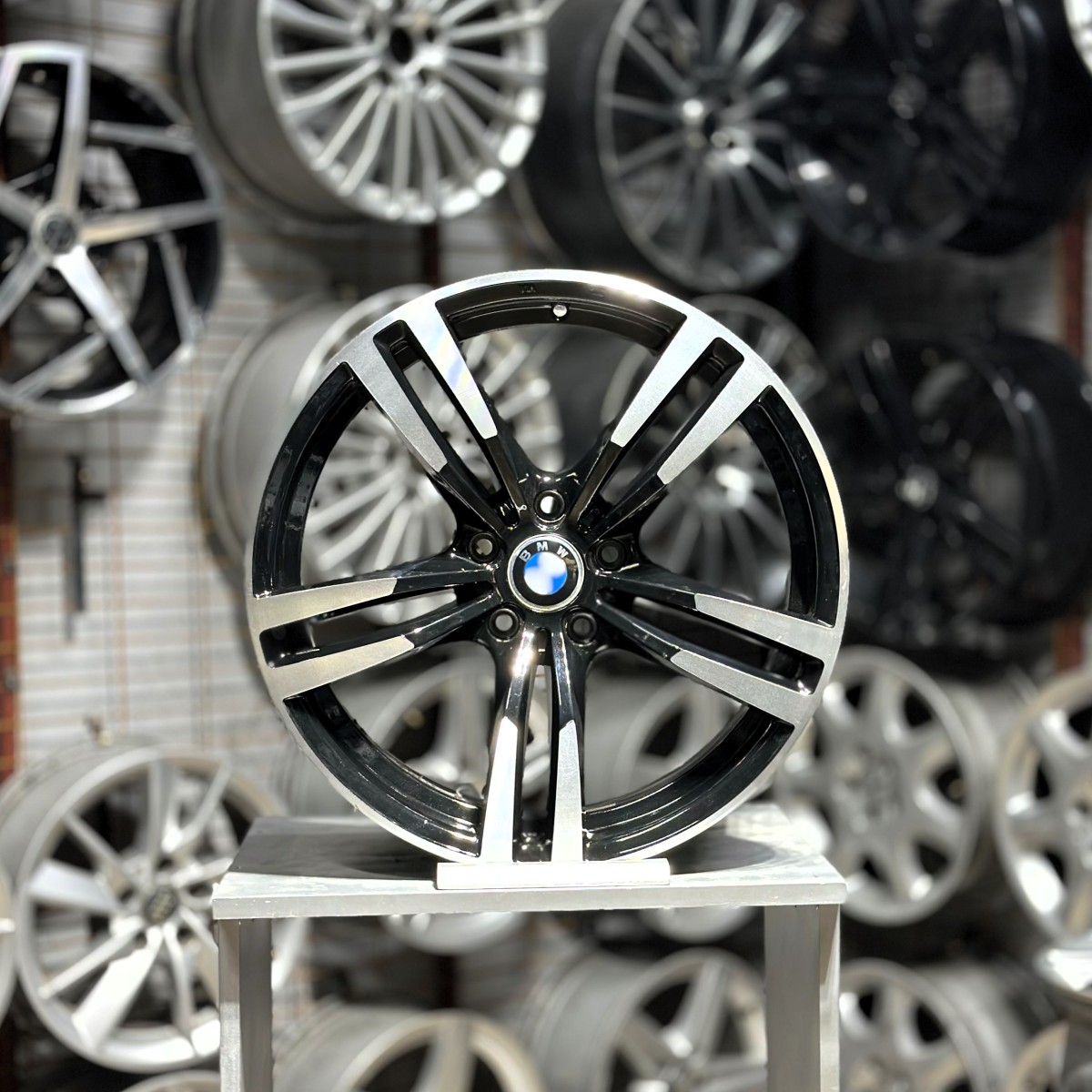 8,5-9,5X19 ET37 5X120 BMW TAKIM 2. EL