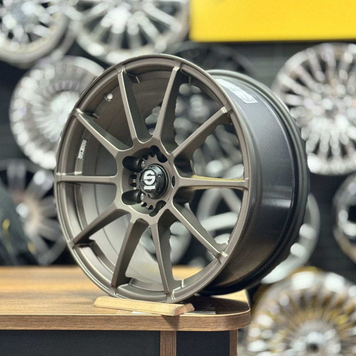 18" 8J 5x114.3 ET35 73.1 Bronz Mat Jant Takımı (4 Adet) FD WHEELS