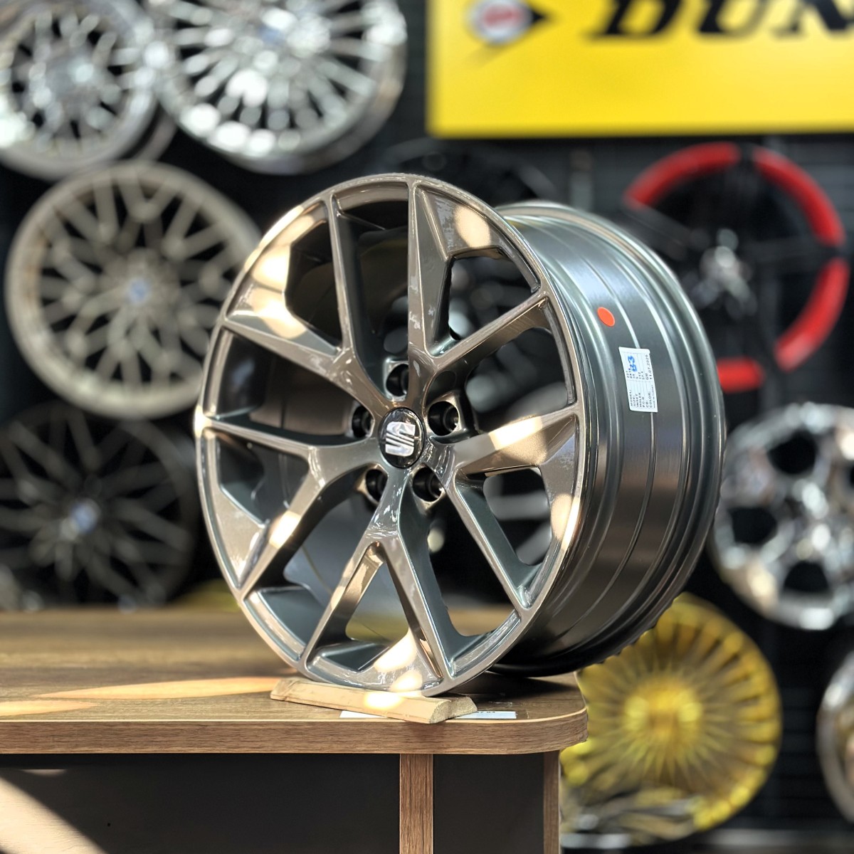 8.0*18‐5*112 ET35 57.1 Gun Metal